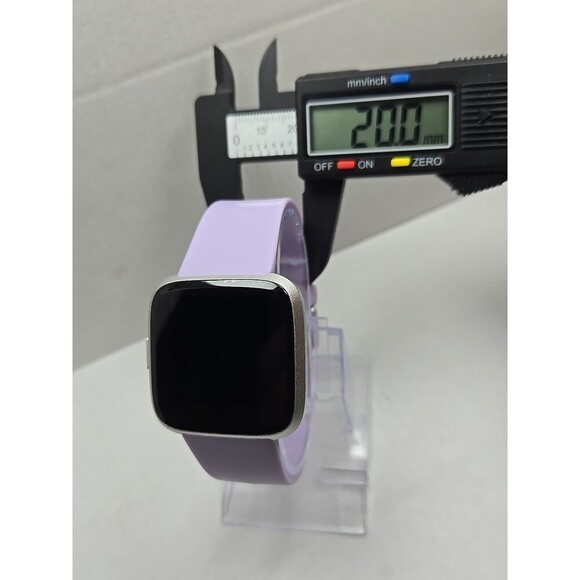 Fitbit Versa Lite Smartwatch Activity Tracker Heart Rate GPS Silver No Charger - Picture 6 of 10